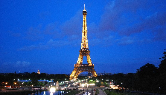 The Eiffel Tower, Paris - Opening times, entry prices, review | Free ...